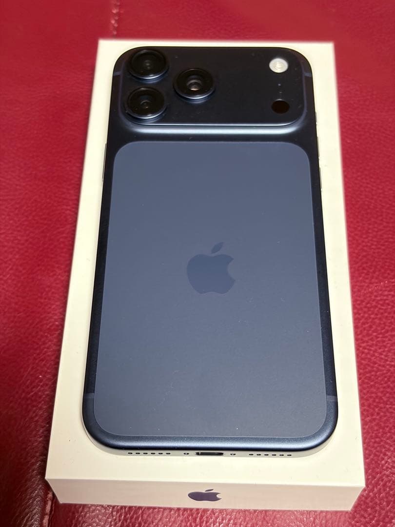 iPhone17 Pro Max256Gディープブルー美品