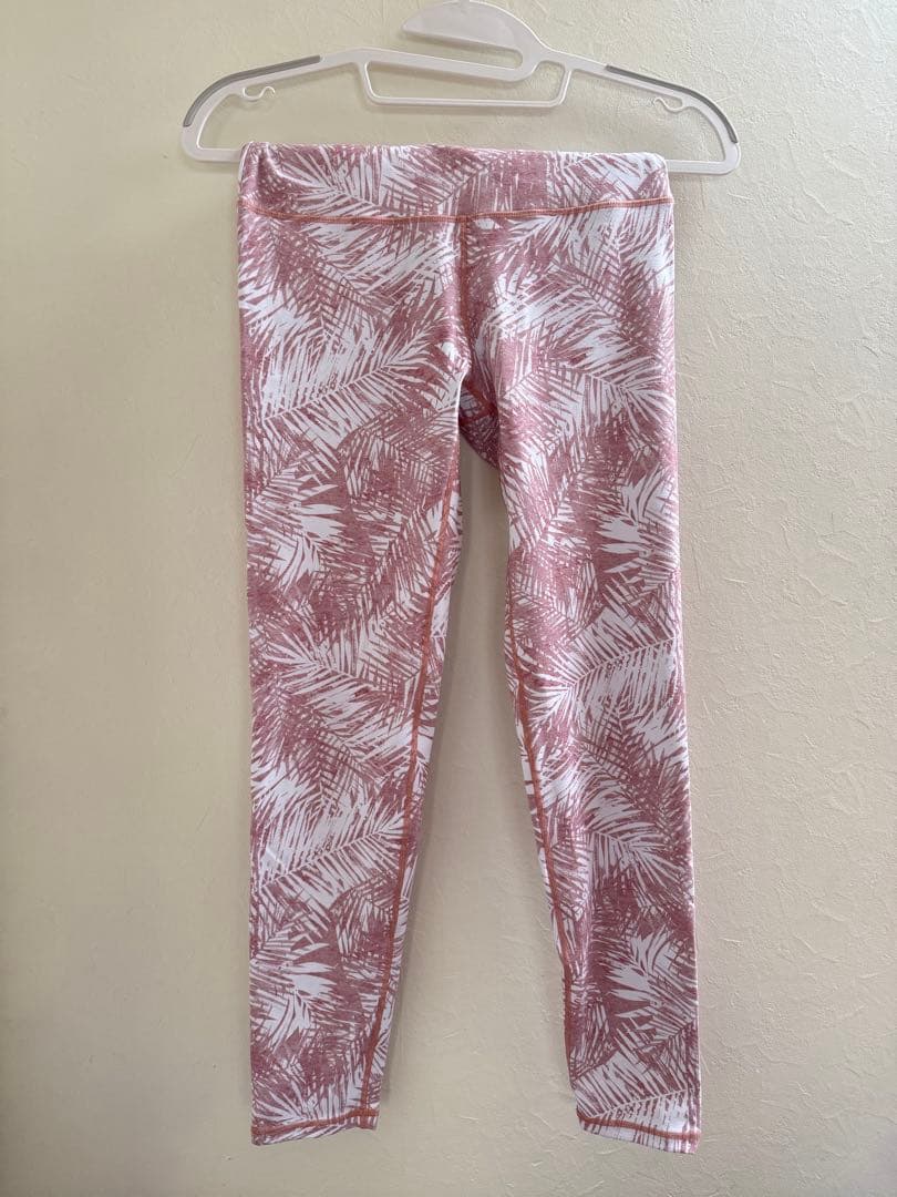 【ラバ LAVA SUKALA】ヨガウェア　上下セット　Mサイズ