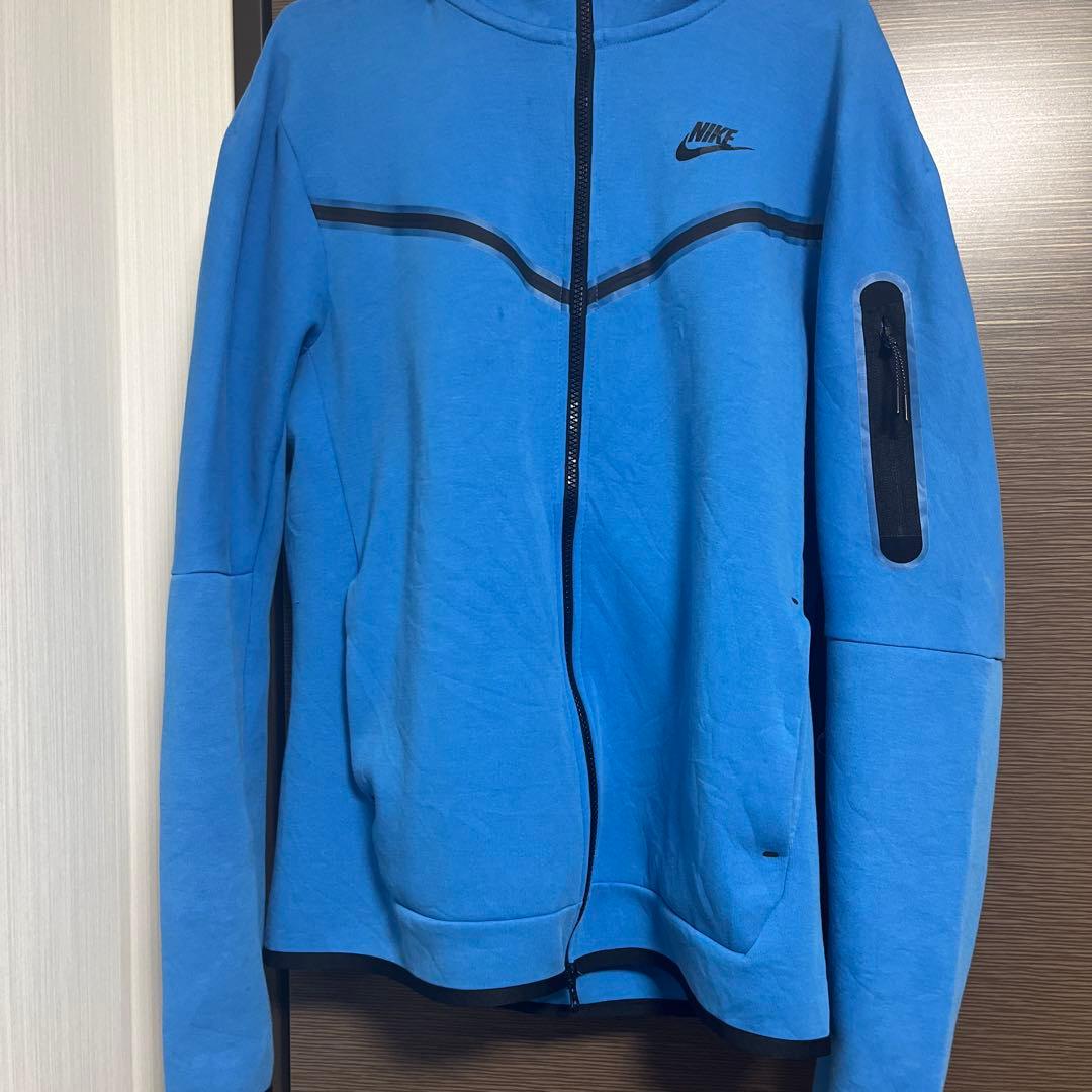Nike テックフリース