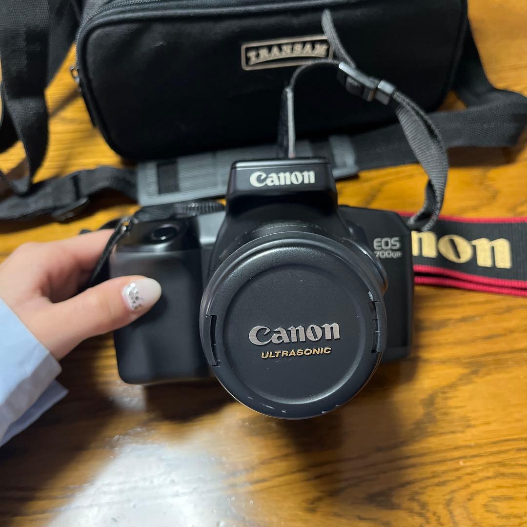 d*2様 Canon EOS 700D 一眼レフカメラ TRANSAM バッグ付