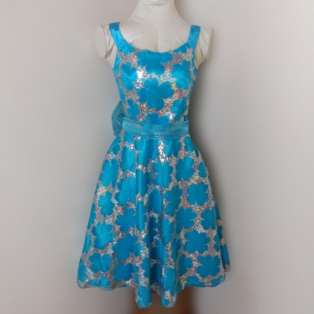 青い花柄ドレス Aライン ノースリーブ