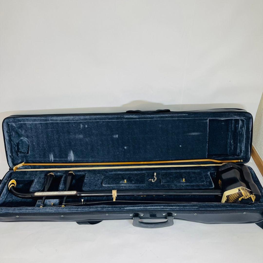 【保証書付き】 二胡 ケース付 本蛇皮製 YMHER30