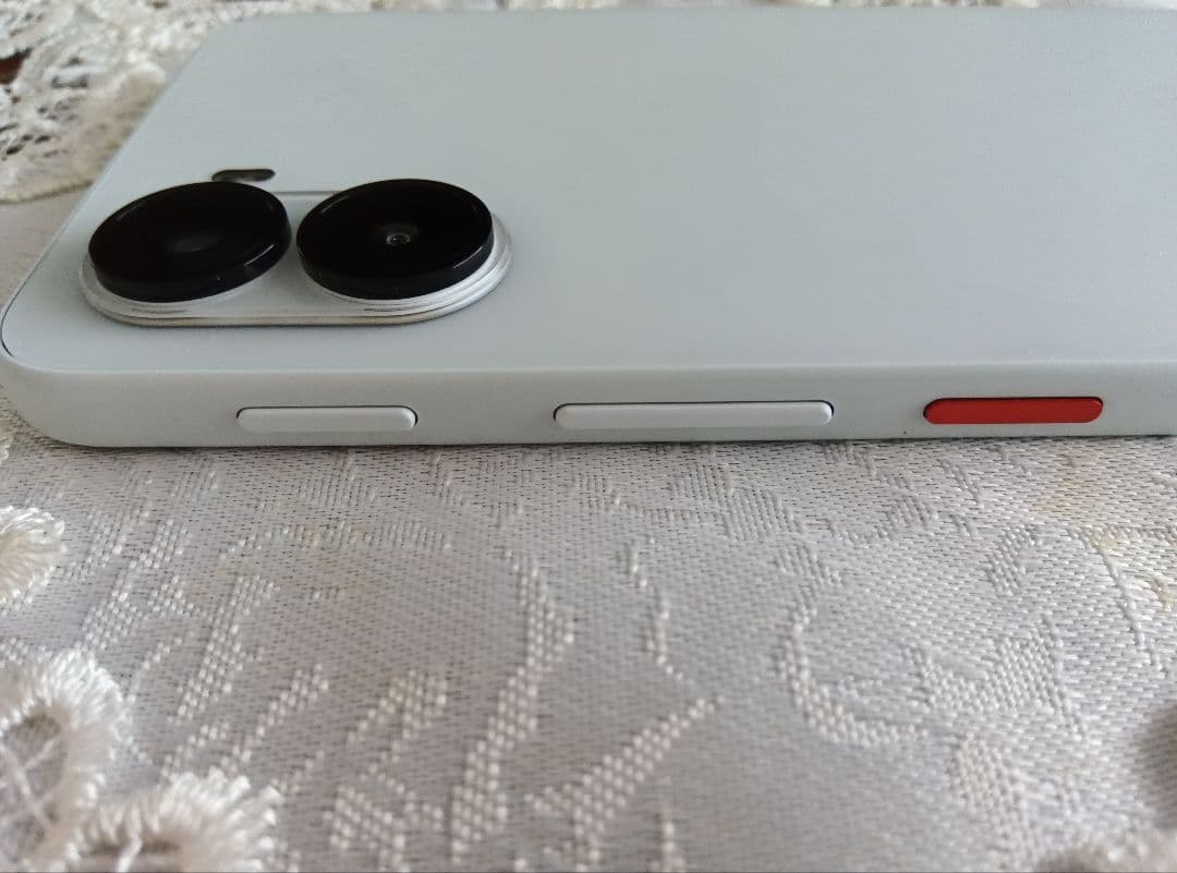 nubia S2 ホワイト 　 2026年１月25日購入、SIMフリー。