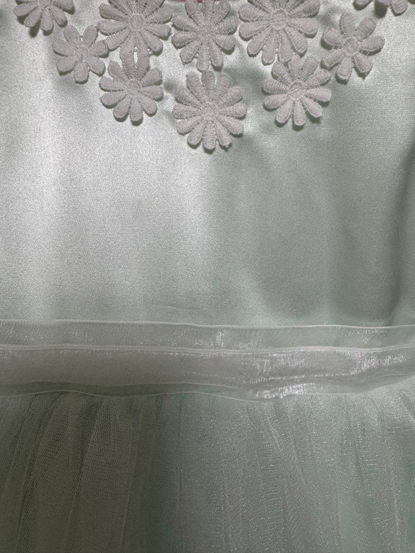 ミントグリーン 花刺繍 リボンドレス　7歳