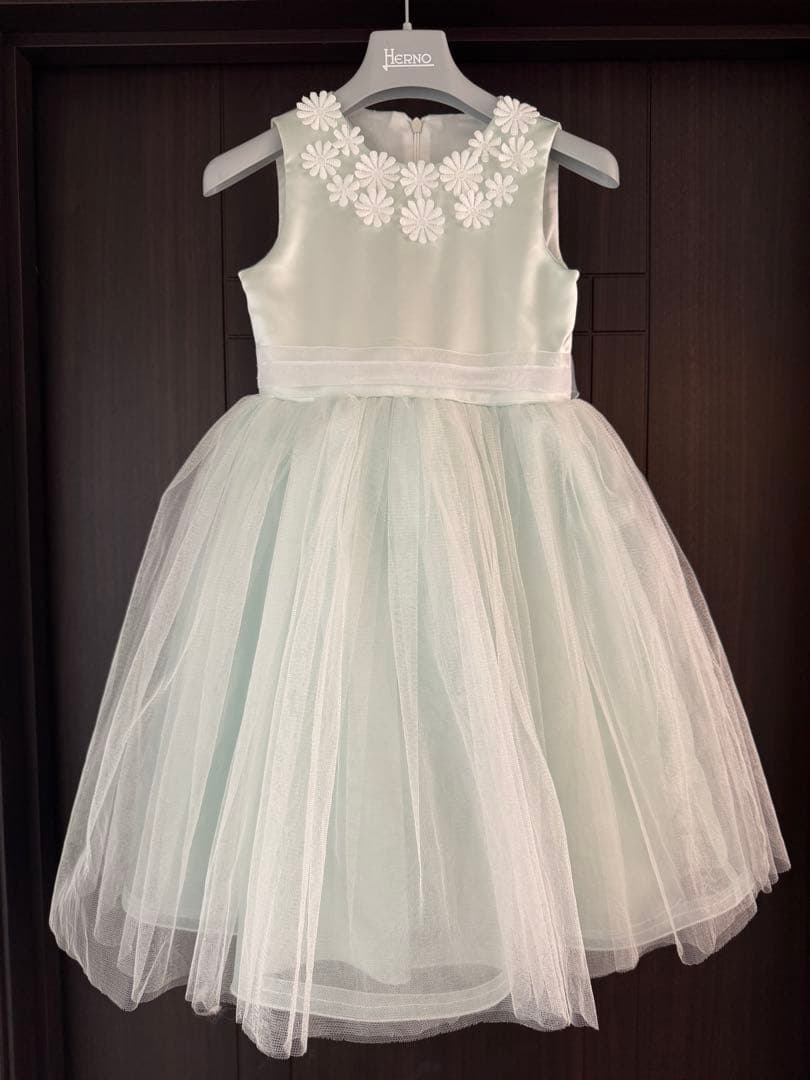 ミントグリーン 花刺繍 リボンドレス　7歳