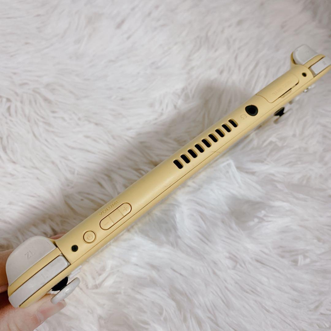 ニンテンドースイッチライト イエロー 任天堂 HDH-001 Switch