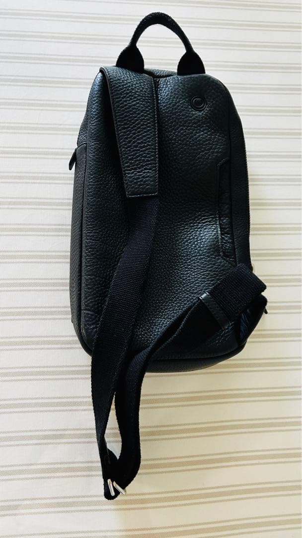 ECCO ボディーバッグ　本革