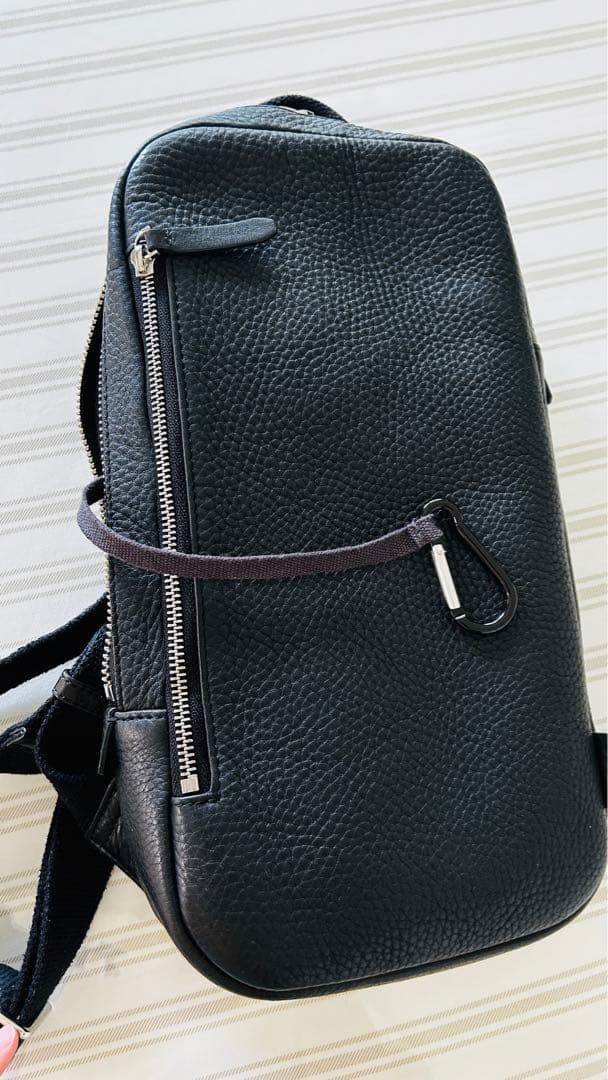 ECCO ボディーバッグ　本革