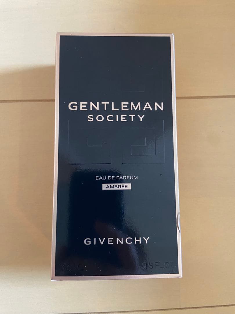 【新品！】ジバンシー ジェントルマン オーデパルファム ソサイエティアンブレ