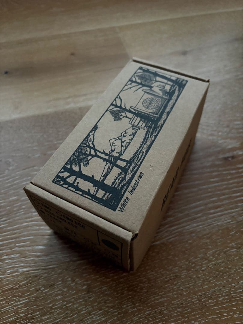 WHITE INDUSTRIESトラックハブフロント 28H