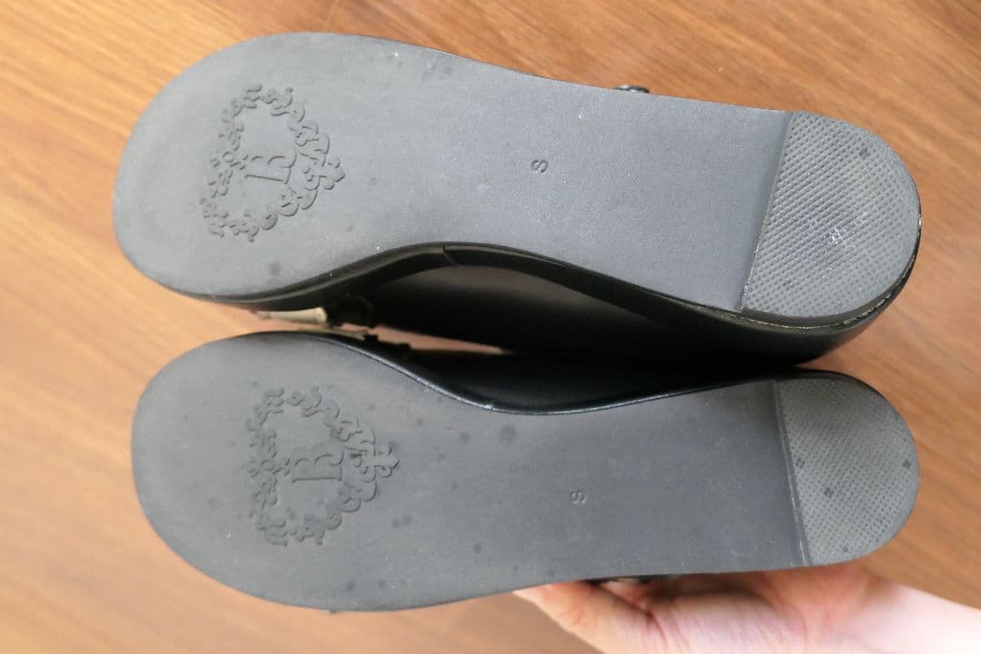 BABY ハートバックルシューズ　黒×白　Sサイズ