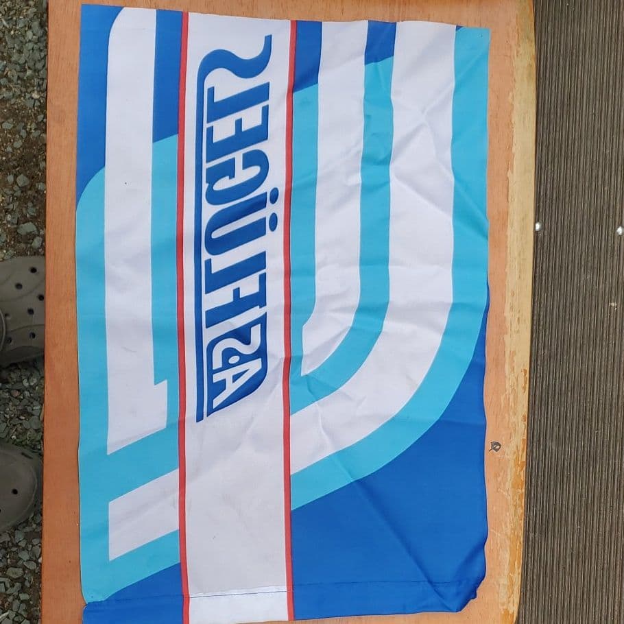 今はなき！フリューゲルスの応援フラッグ
