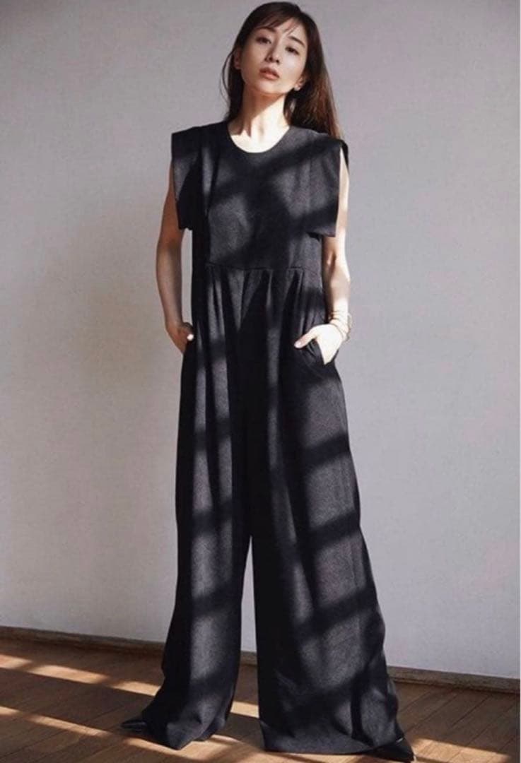 CLANE オールインワン　田中みな実　0サイズ　ブラック