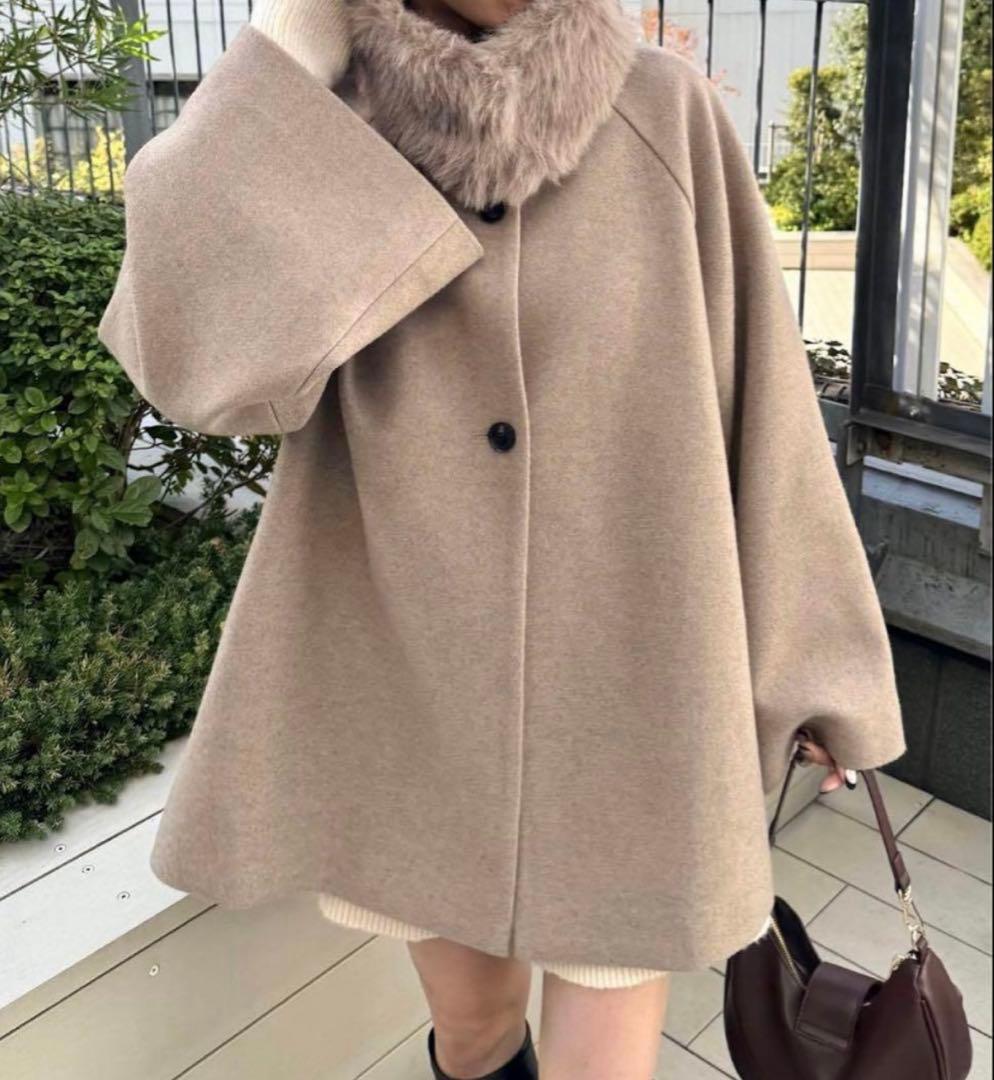 Chico ファー取り外しケープコート グレージュ ファー コート チコ