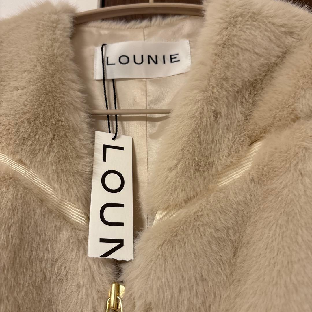 ルーニィLOUNIE 新作フェイクファージレ　今季完売品　新品タグ付