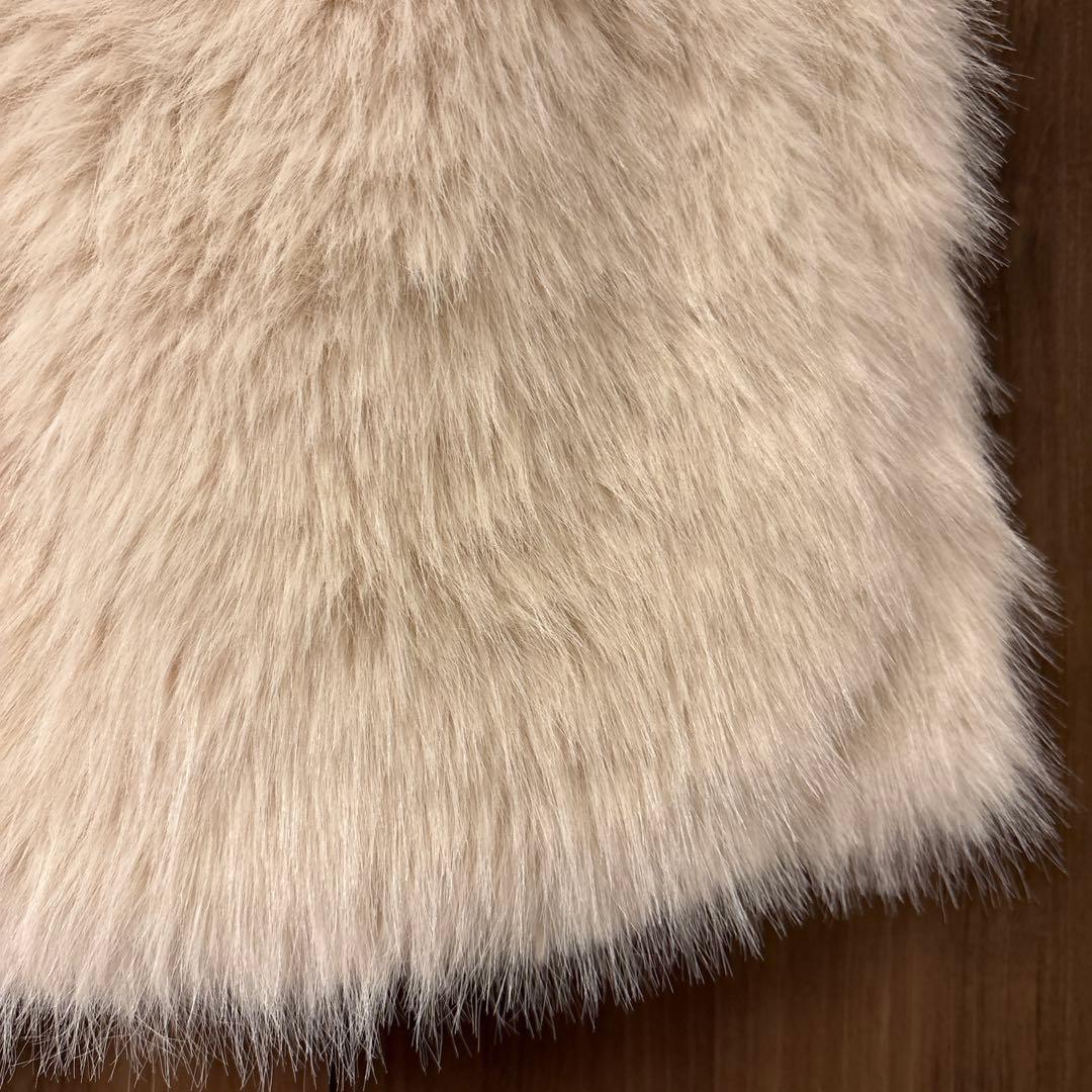 ルーニィLOUNIE 新作フェイクファージレ　今季完売品　新品タグ付