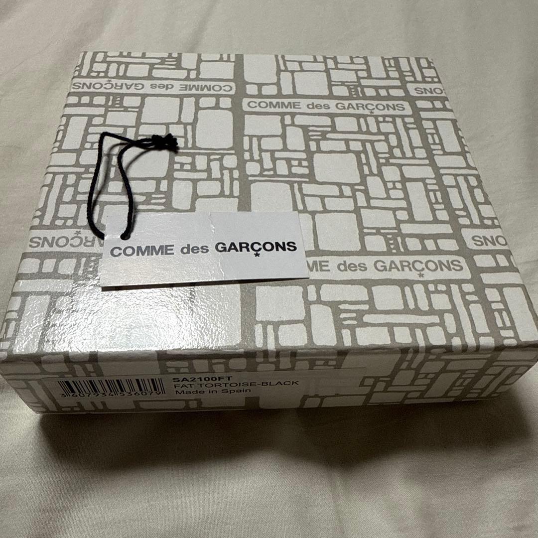 コムデギャルソン折りたたみ財布