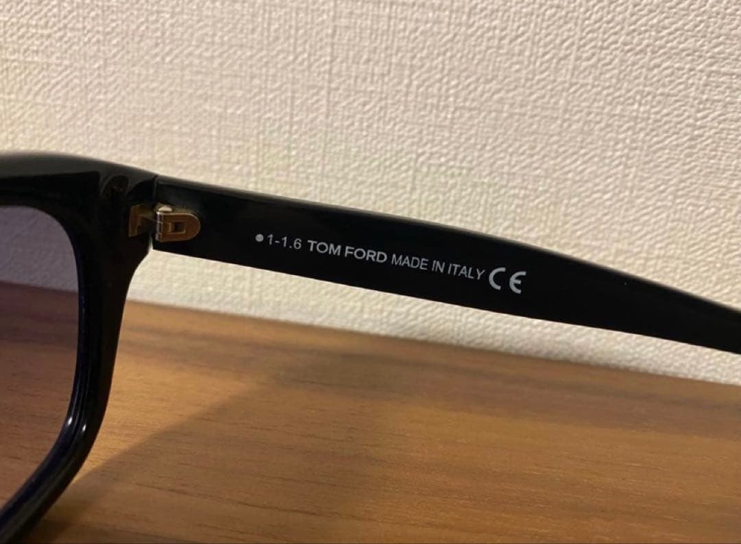 TOM FORD TF237-F 01B サングラス