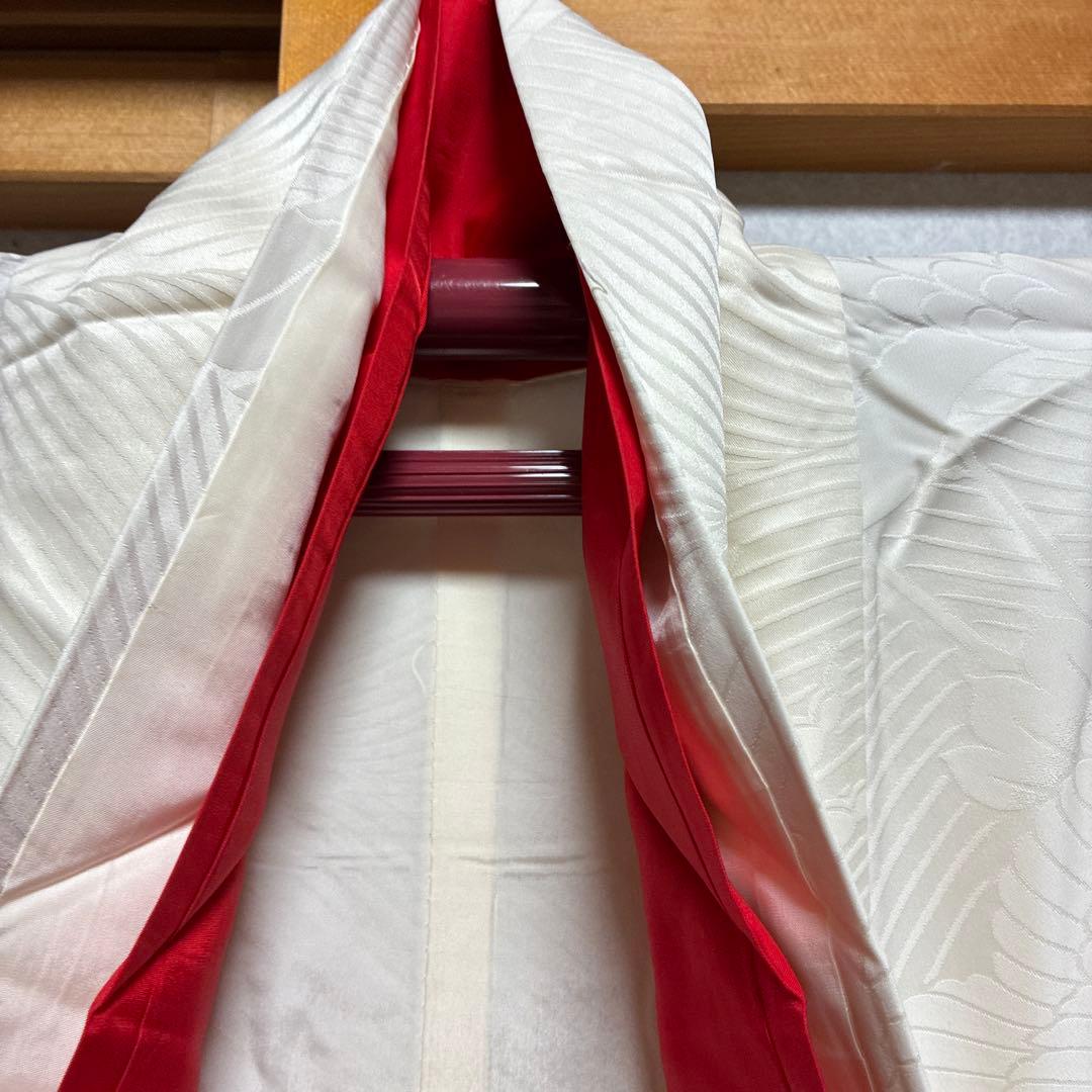 ち*ぃ様 花嫁着物白無垢掛下。比翼、白赤色婚礼用掛下白無垢婚礼衣装鶴模様、表内側