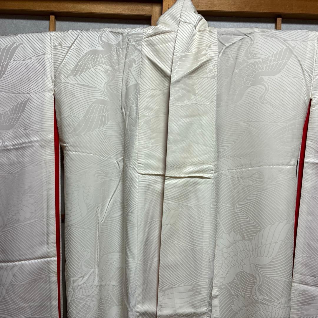 ち*ぃ様 花嫁着物白無垢掛下。比翼、白赤色婚礼用掛下白無垢婚礼衣装鶴模様、表内側