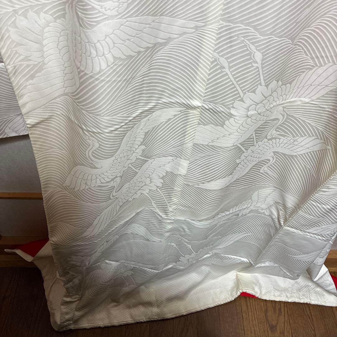 ち*ぃ様 花嫁着物白無垢掛下。比翼、白赤色婚礼用掛下白無垢婚礼衣装鶴模様、表内側
