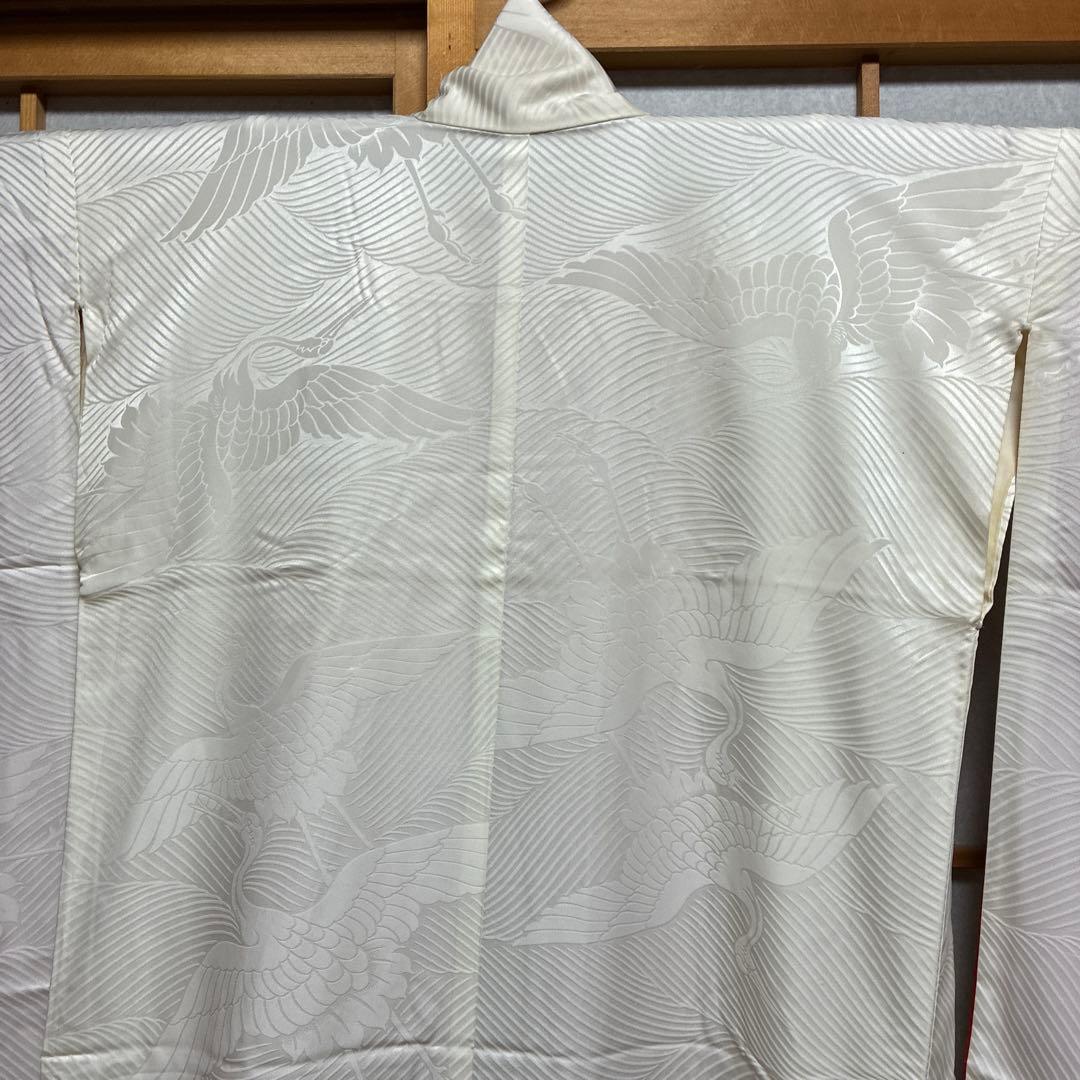 ち*ぃ様 花嫁着物白無垢掛下。比翼、白赤色婚礼用掛下白無垢婚礼衣装鶴模様、表内側