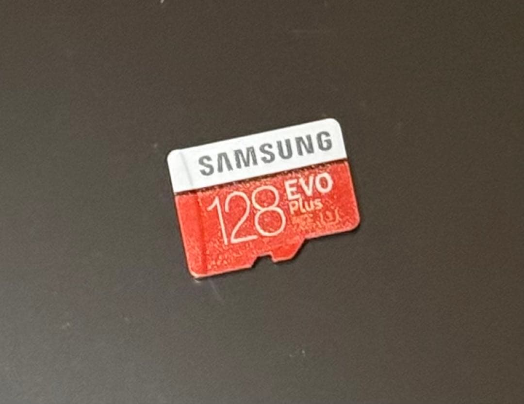 Nintendo Switch 一式 + SDカード、本体保管ケース