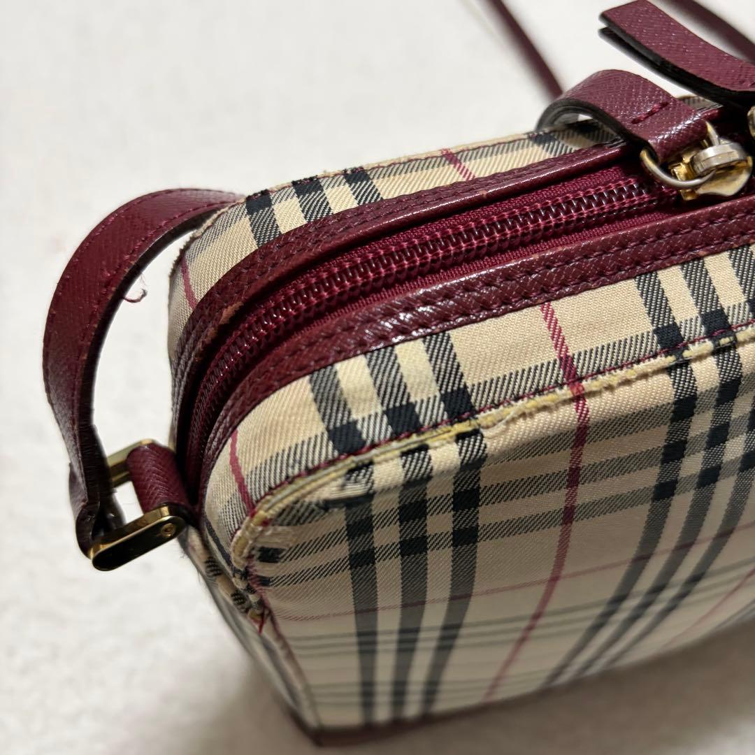 Burberry バーバリー　ショルダーバッグ　ノバチェック　レザー　レッド