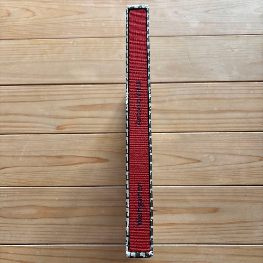 Antonio Vitari 「Creator of Toys」　ハードカバー