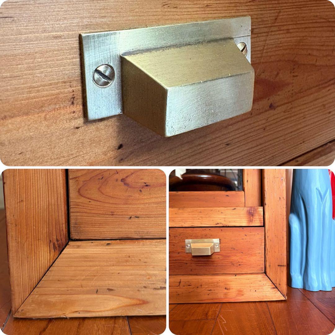 大正硝子 【 100年 水屋箪笥 】真鍮取手 ゆらゆらガラス 古い木製食器棚