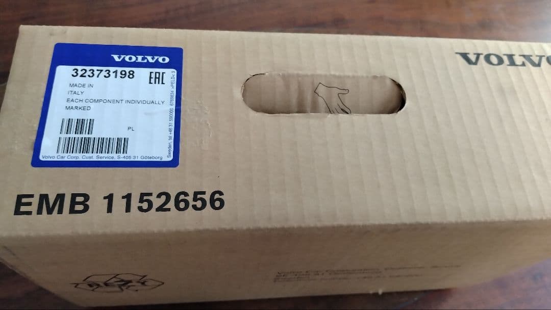 VOLVO 旧V60ポールスター 純正ブレンボ フロントブレーキパッド