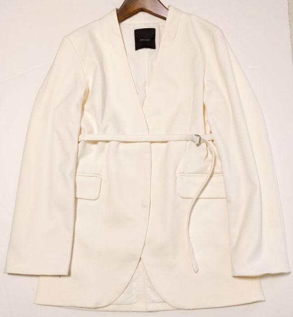 美品★anuans アニュアンス★ミドルレングススリットスリーブジャケット