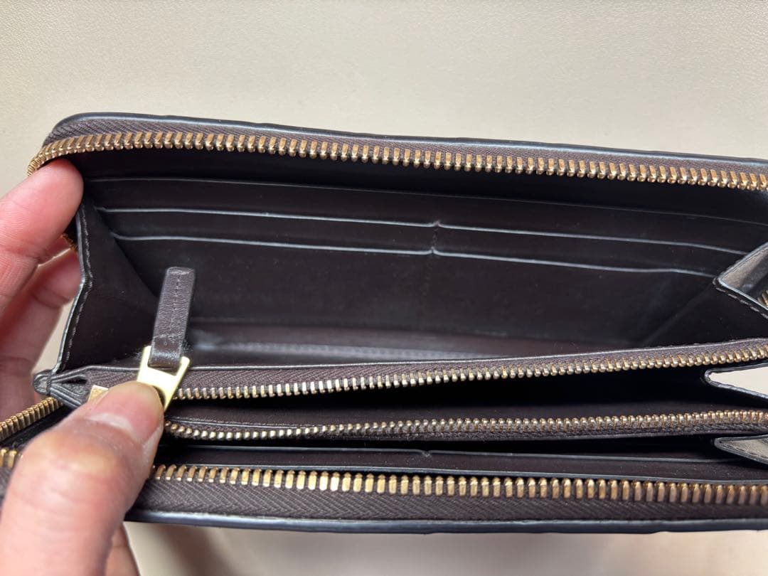 BOTTEGA VENETAブラウン財布