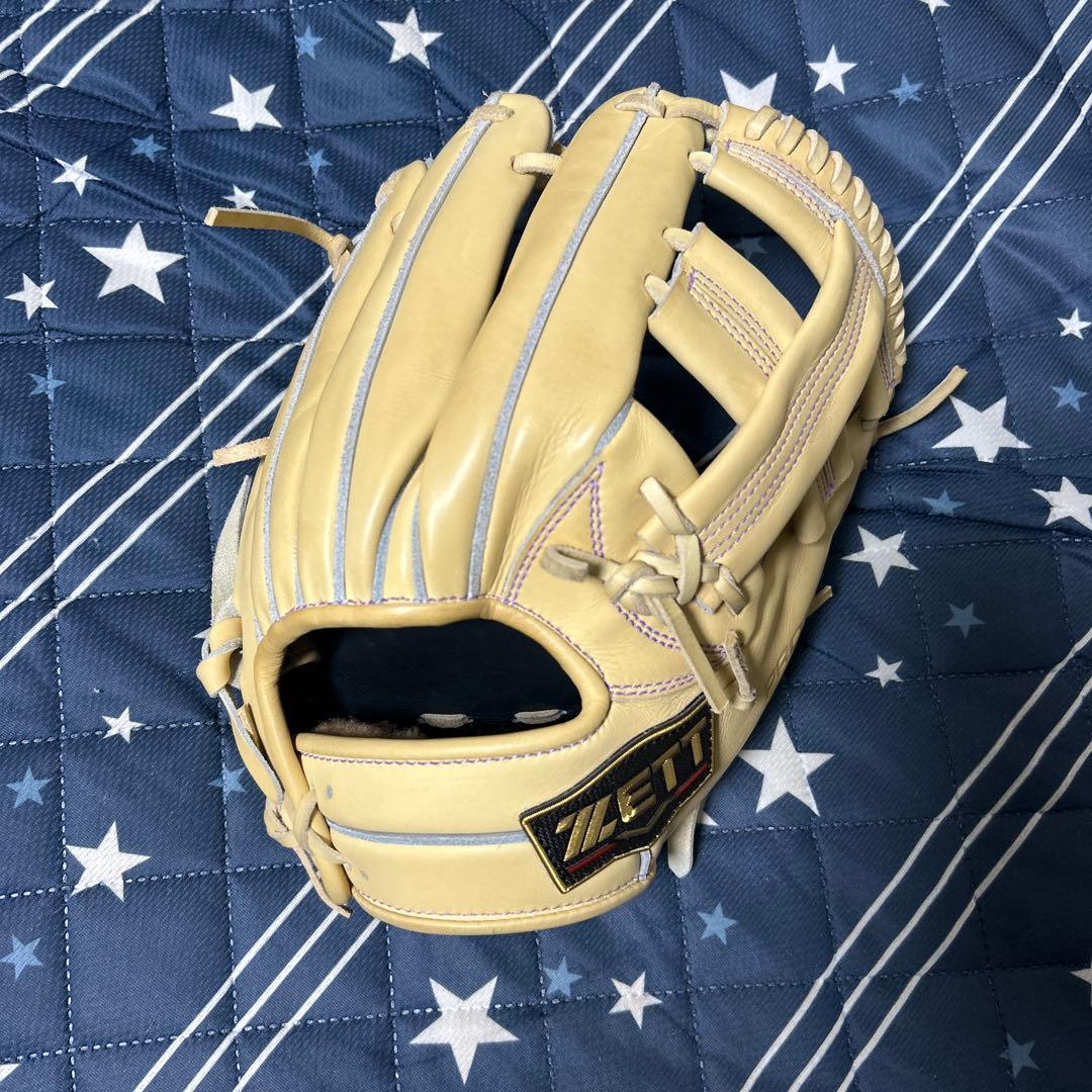 ゼット　 硬式用グローブ ベージュ 巨人、吉川モデル