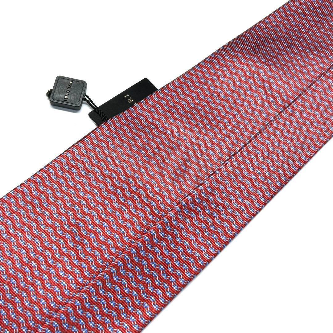 【新品タグ付き✨】ブルガリ ネクタイ レッド セッテピエゲ 総柄 肉厚生地