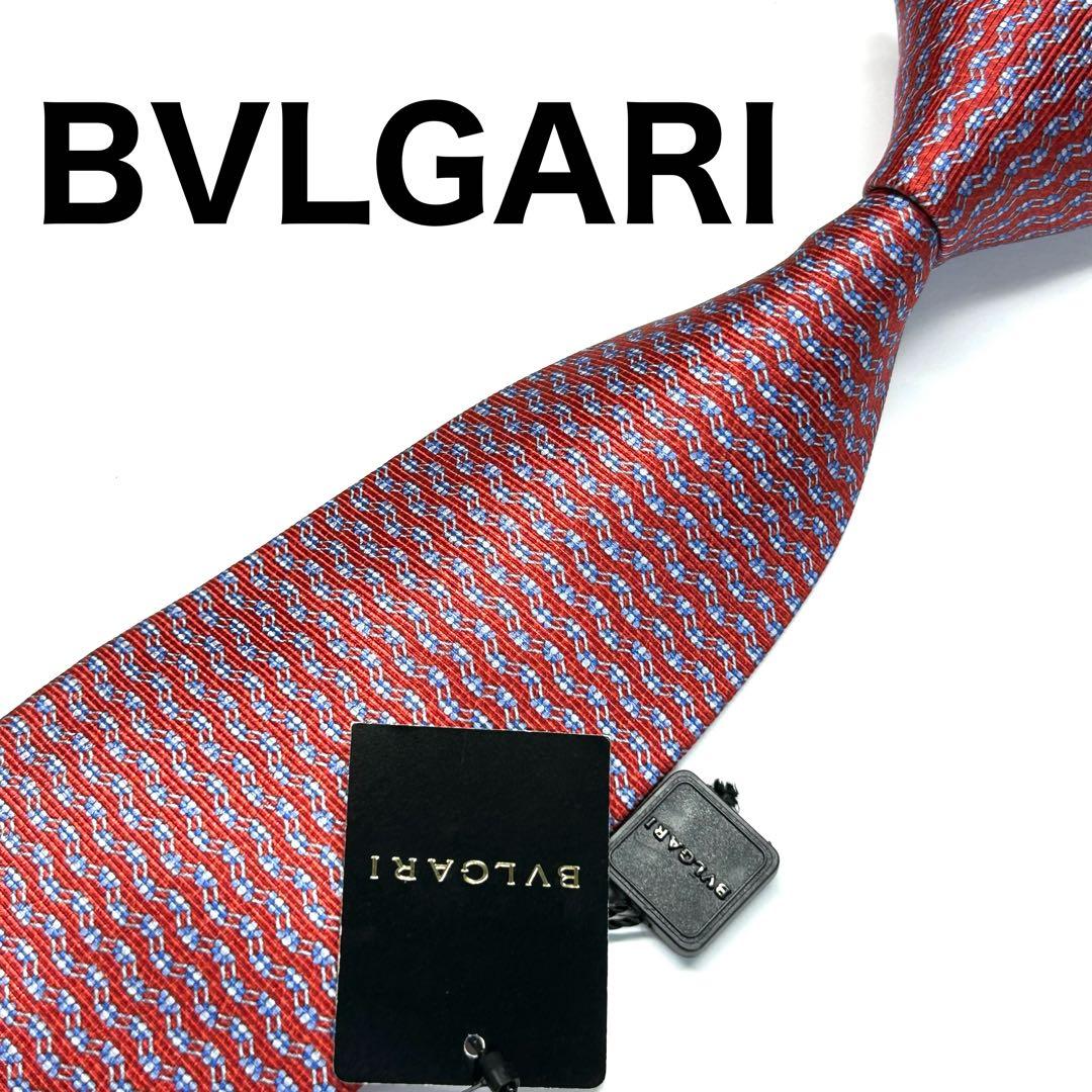 【新品タグ付き✨】ブルガリ ネクタイ レッド セッテピエゲ 総柄 肉厚生地