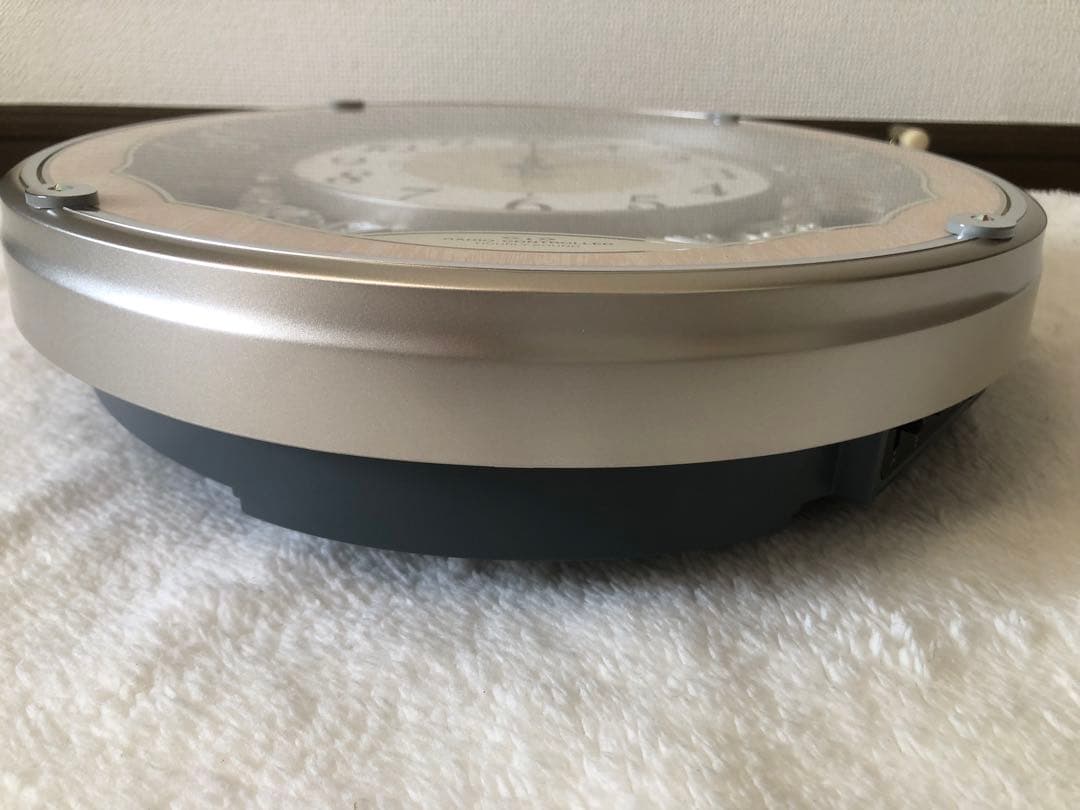 【美品】リズムRHYTHM 電波掛時計　スモールワールドクラッセ