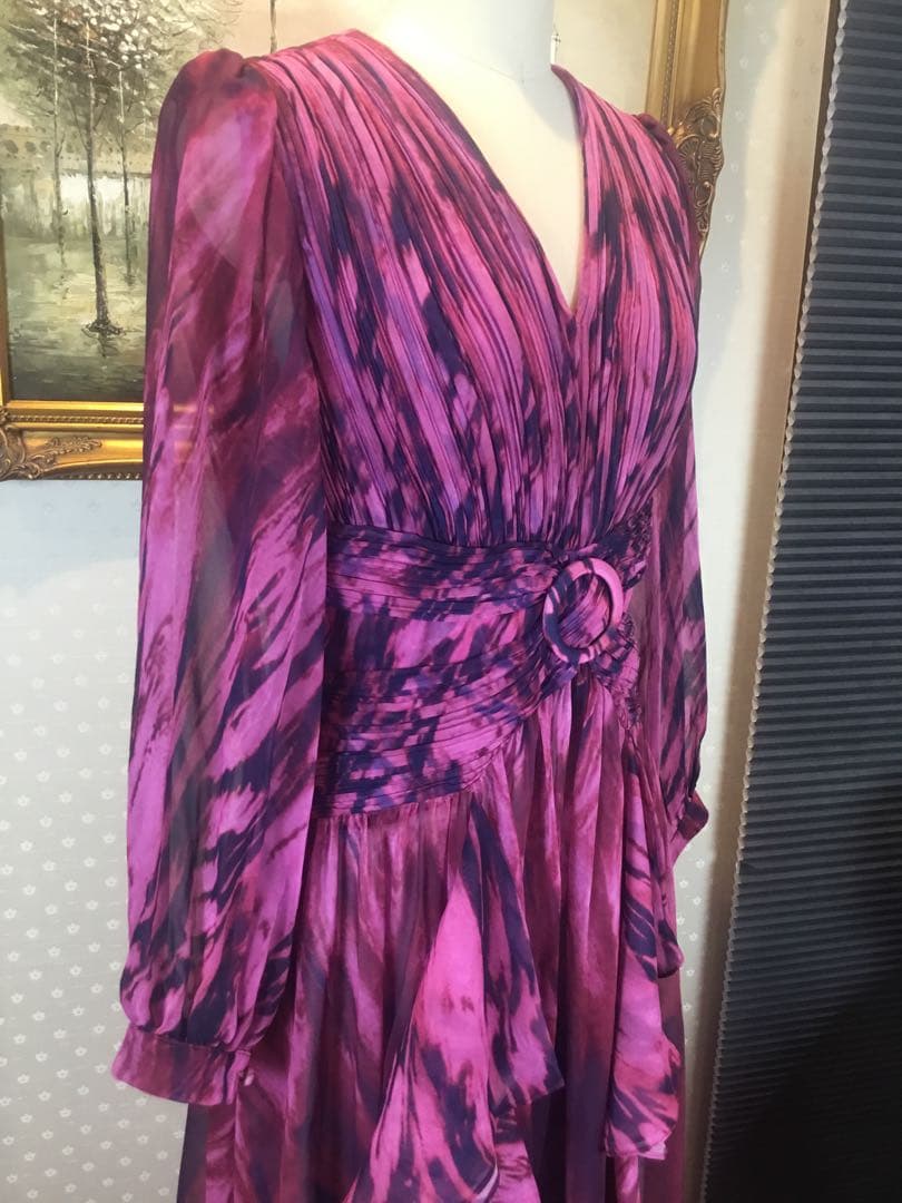 新品☆ ロングワンピース