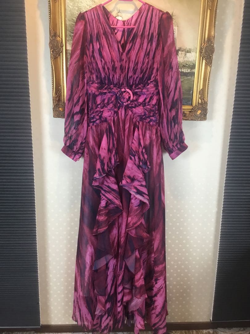 新品☆ ロングワンピース