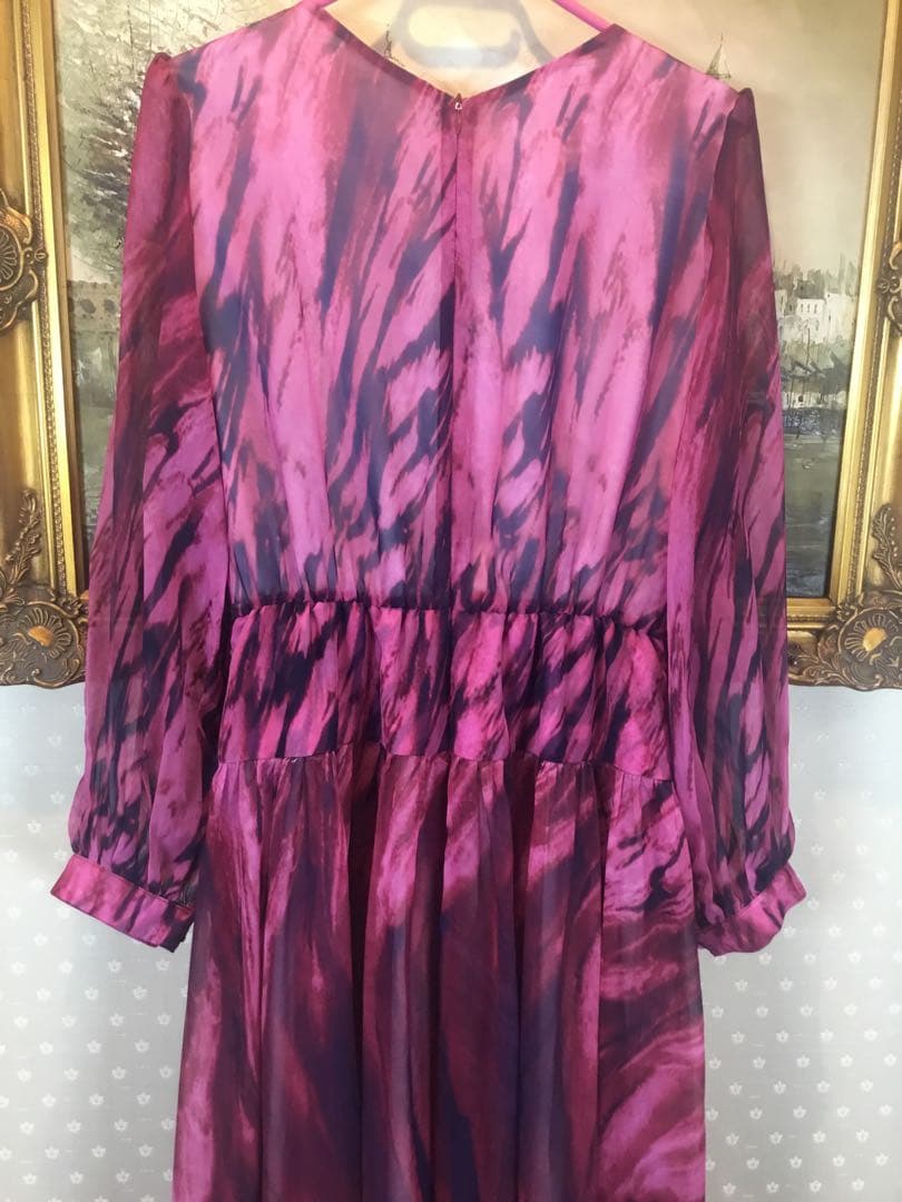 新品☆ ロングワンピース