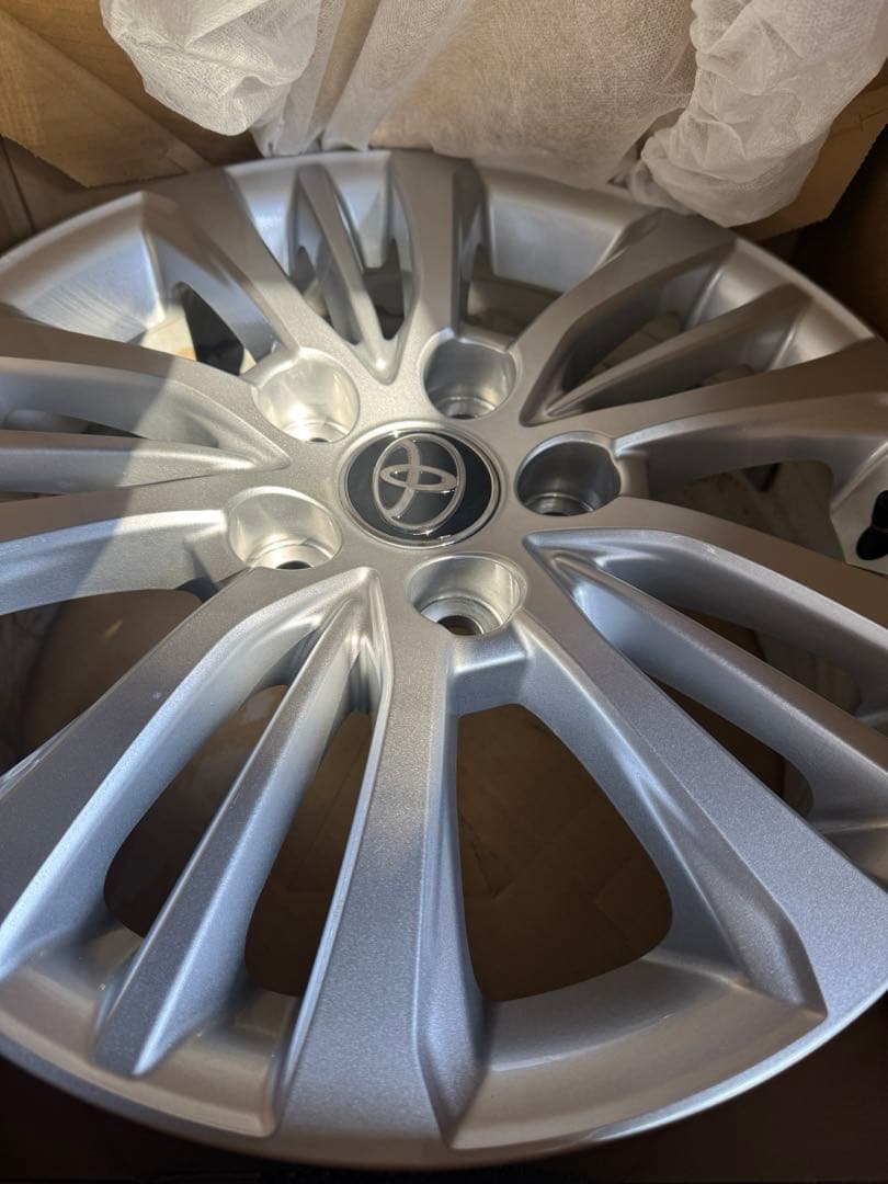 新車外し★新品未使用★トヨタ純正 16インチホイール ノア ヴォクシー