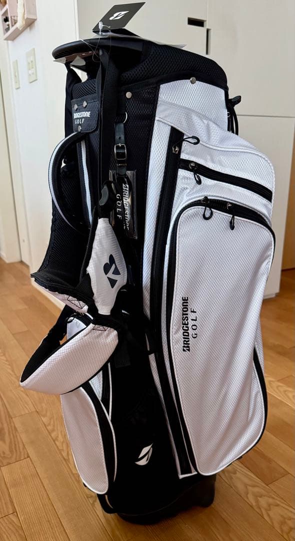 ブリヂストン　スタンドタイプキャディバック　CBG423 軽量　未使用品
