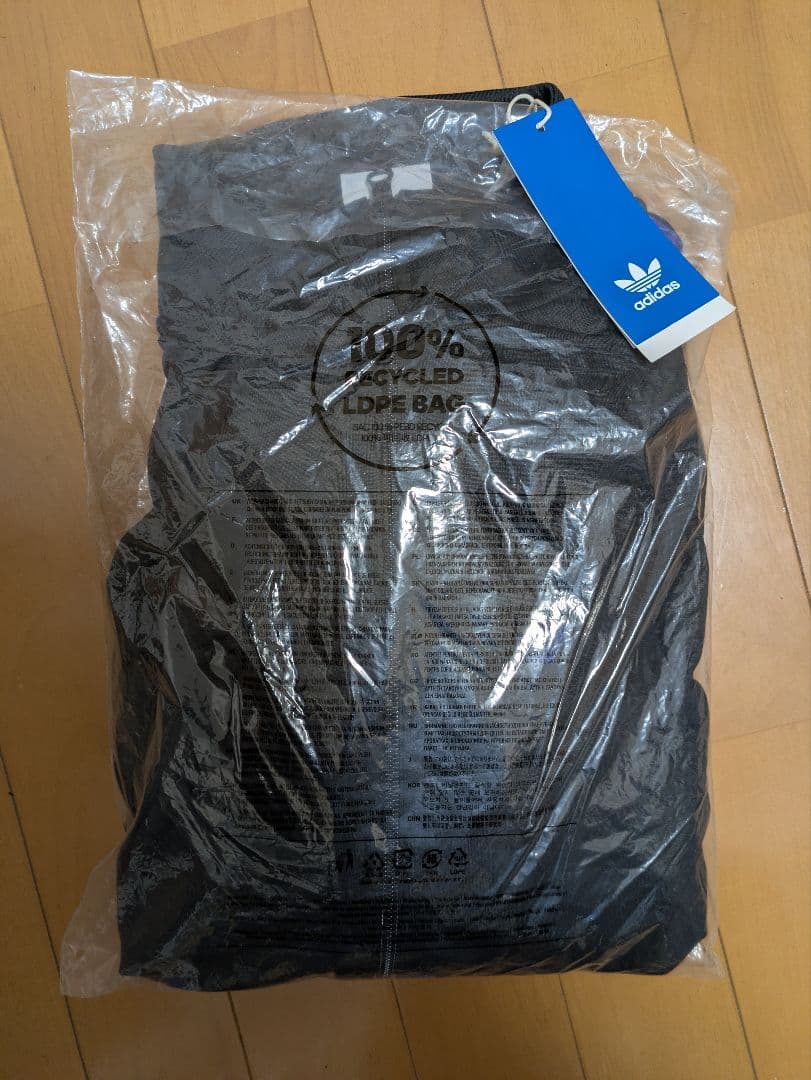 アディダス　ベッケンバウアー ジェンダーニュートラル