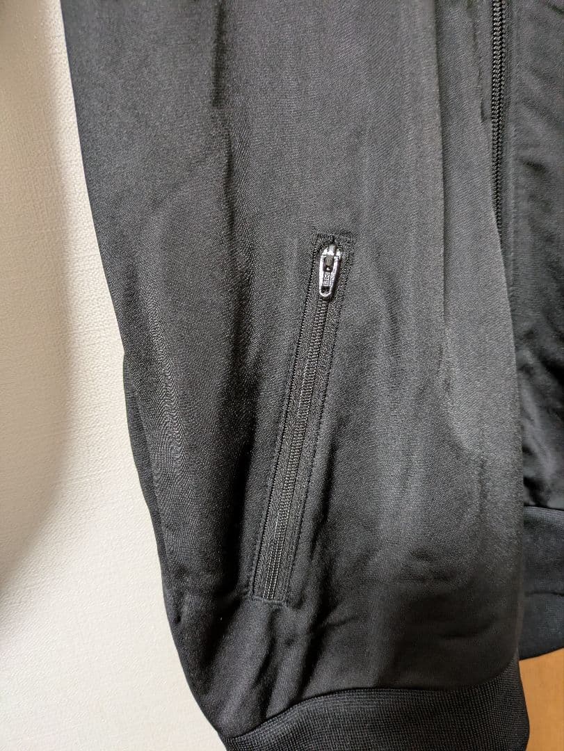 アディダス　ベッケンバウアー ジェンダーニュートラル