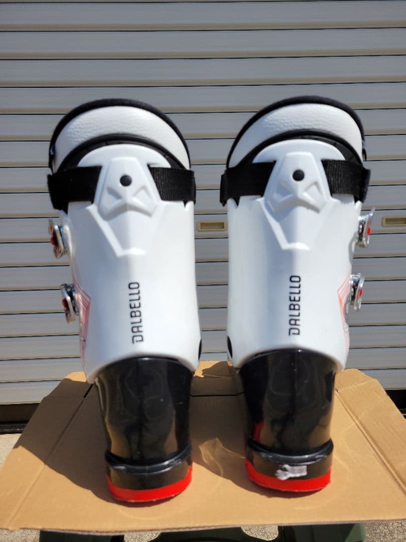DALBELLO 子ども用スキーブーツ