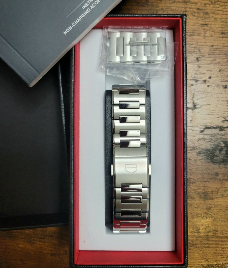 タグホイヤー コネクティッド E4用ブレスレット未使用＋おまけ付き