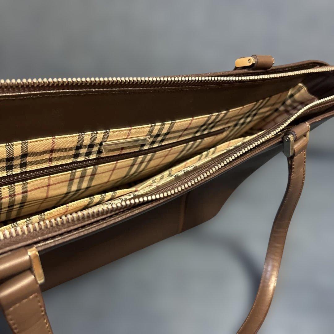 値下げしました【Burberry】ブラウンレザー ビジネスバッグ
