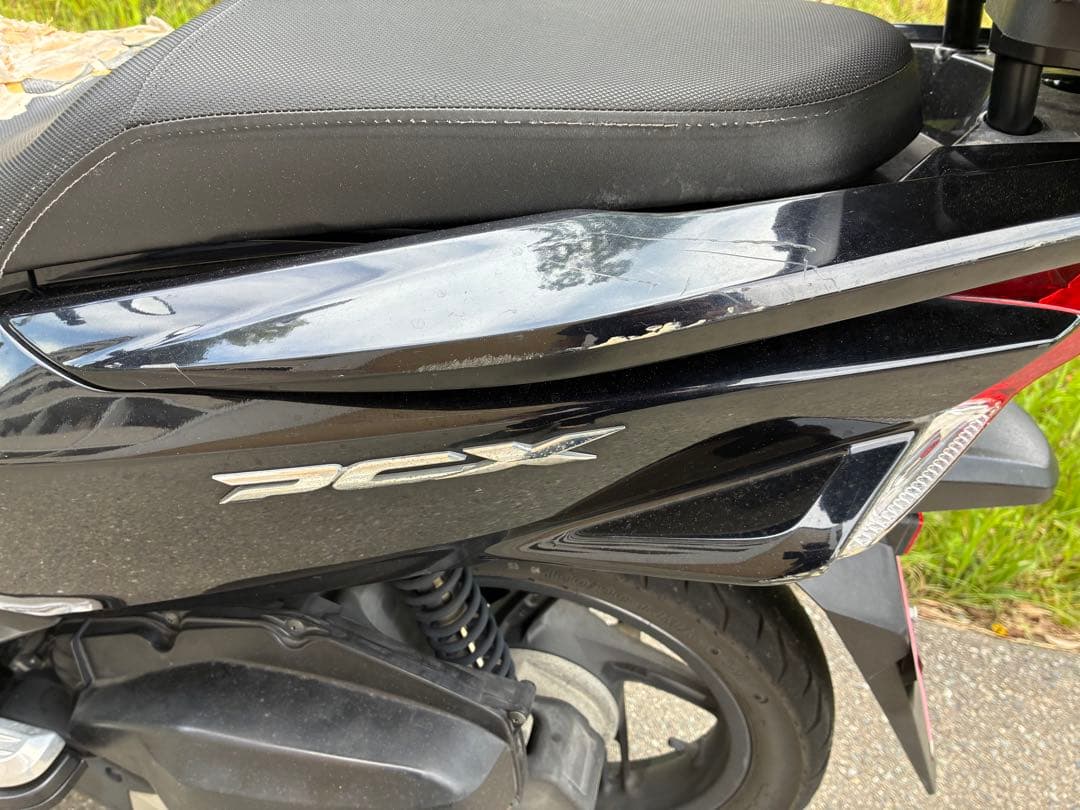 PCX125 jf56 カウル　ブラック　大幅値下げしました