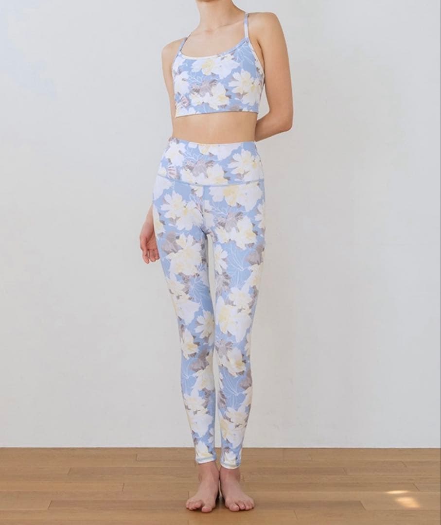 新品　SUKALA ヨガウェア LL サイズ 花柄