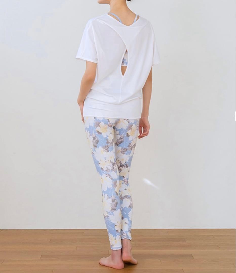 新品　SUKALA ヨガウェア LL サイズ 花柄